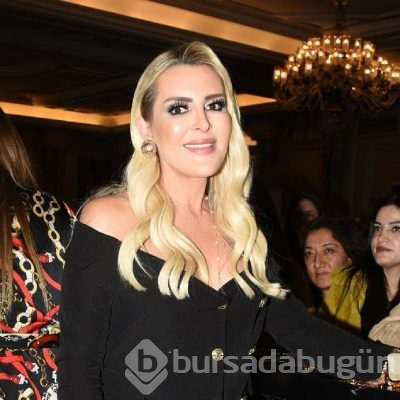Selin Ciğerci'den kendisine 'Tipine Bak' diyen takipçisine olay cevap 