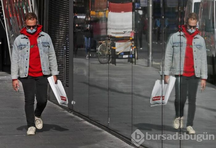 "Koronavirüs salgını en az 2 yıl daha sürecek"