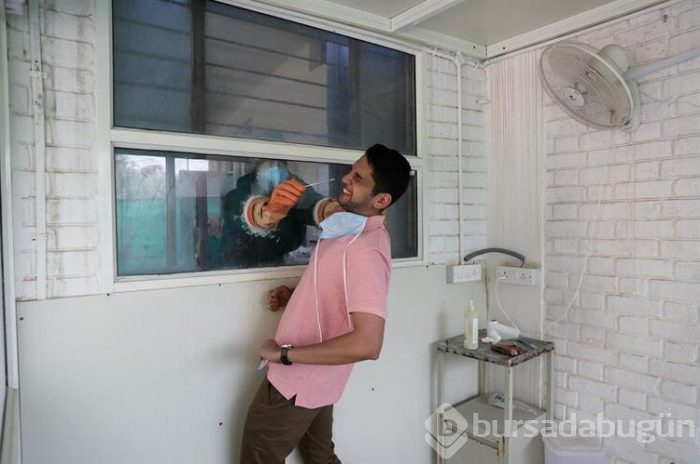 "Koronavirüs salgını en az 2 yıl daha sürecek"