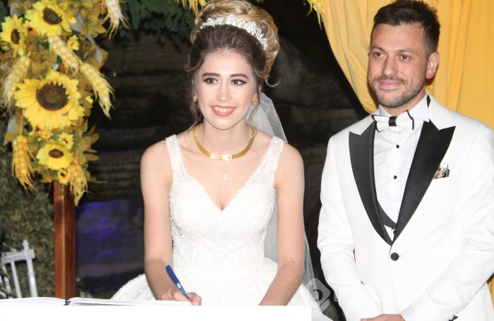 Bursa'yı buluşturan düğün! Hüseyin Keçici ve Hafize Altın mutluluğa 'evet' dedi