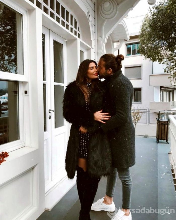 Şarkıcı Hatice takipçilerini kızdırdı!