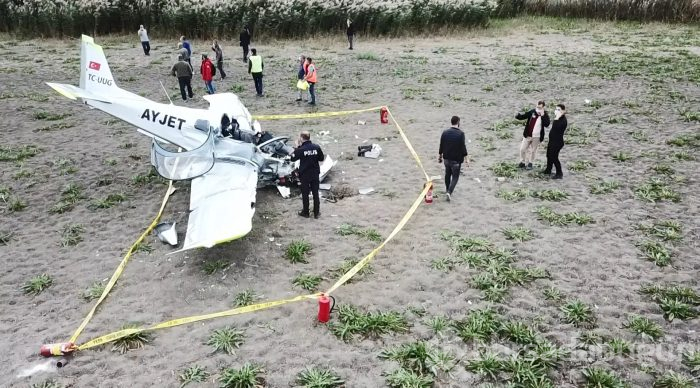Büyükçekmece'de eğitim uçağı düştü