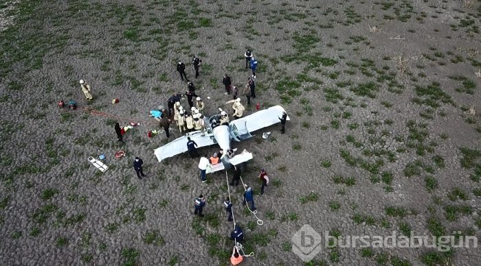 Büyükçekmece'de eğitim uçağı düştü
