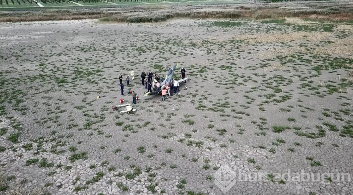 Büyükçekmece'de eğitim uçağı düştü