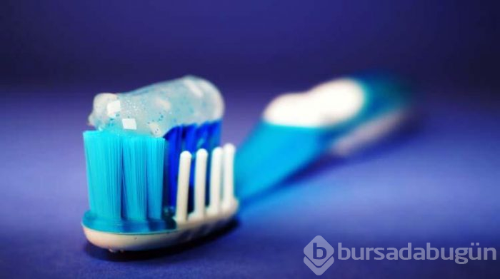 Dişleri fırçalamak koronavirüsten koruyor mu?