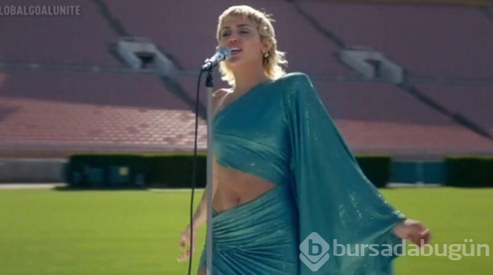 Miley Cyrus: Uzaylılar tarafından kovalandık