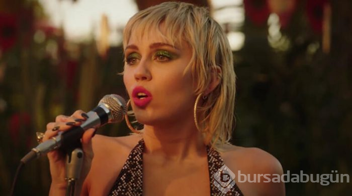 Miley Cyrus: Uzaylılar tarafından kovalandık