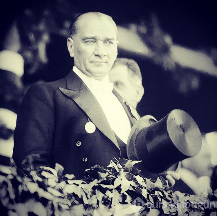 Ünlü isimlerden 29 Ekim Cumhuriyet Bayramı mesajları...

