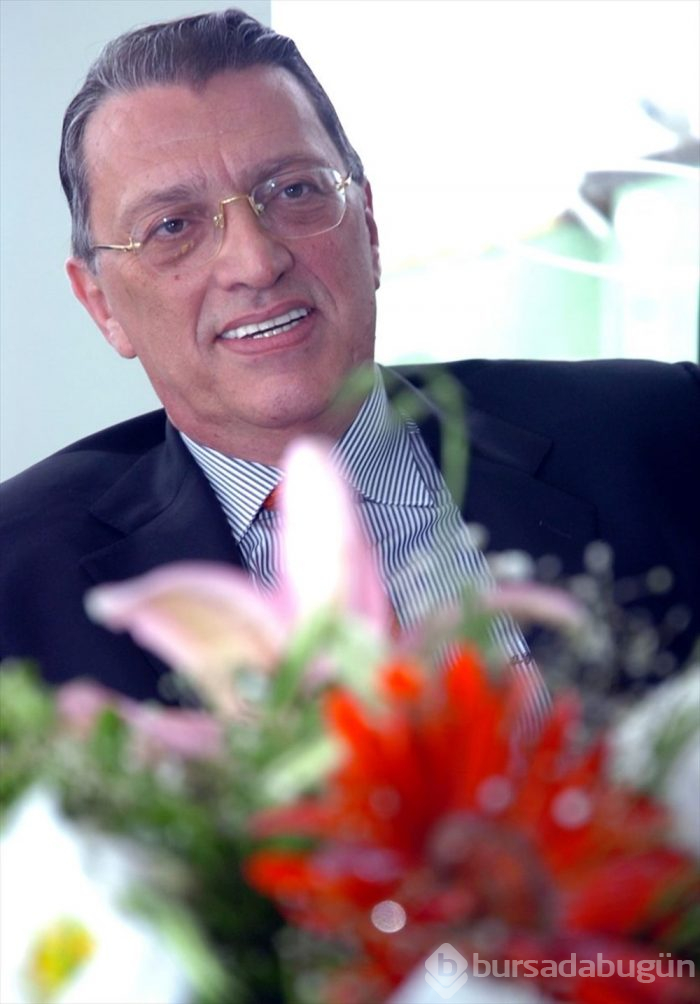 Mesut Yılmaz kimdir?