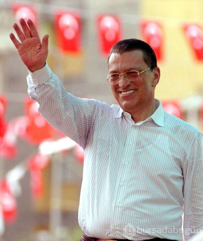 Mesut Yılmaz kimdir?