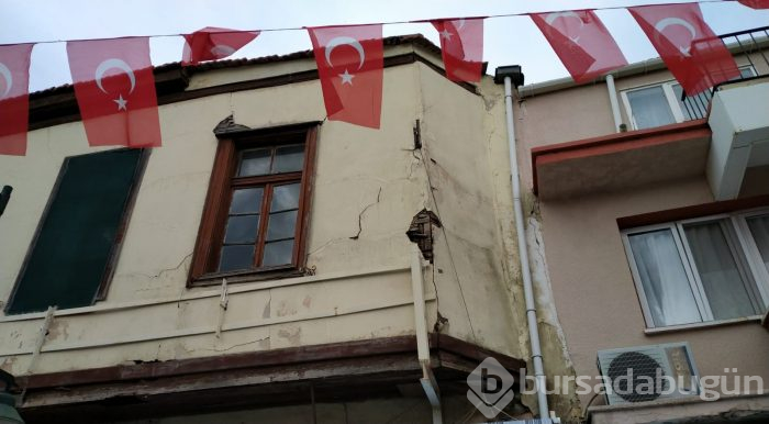 İzmir'deki 6.6'lık depremden kareler