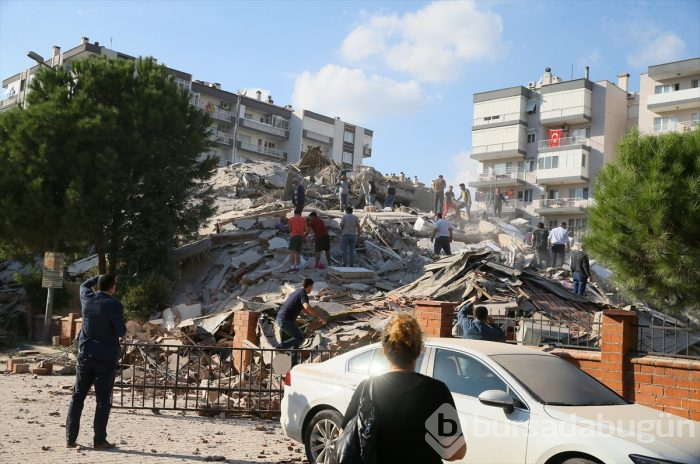 İzmir'deki 6.6'lık depremden kareler