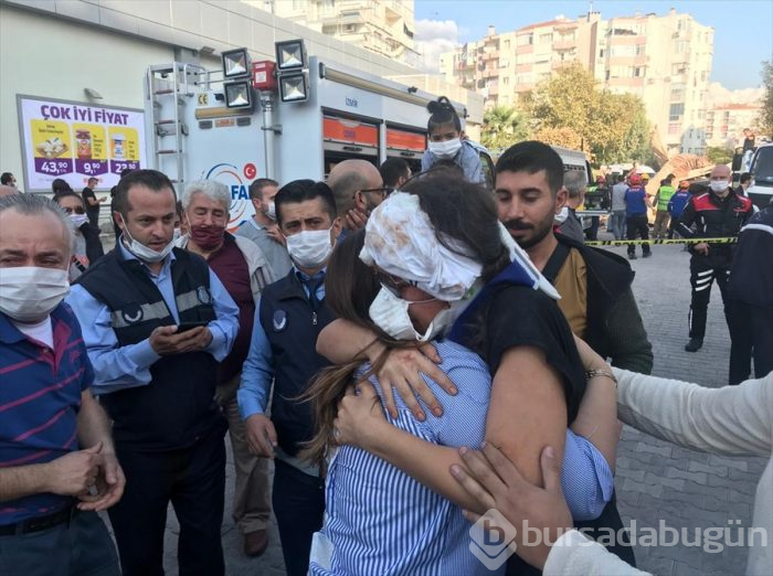 İzmir'deki 6.6'lık depremden kareler