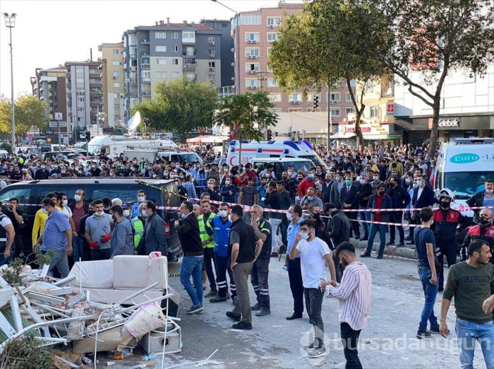 İzmir'deki 6.6'lık depremden kareler