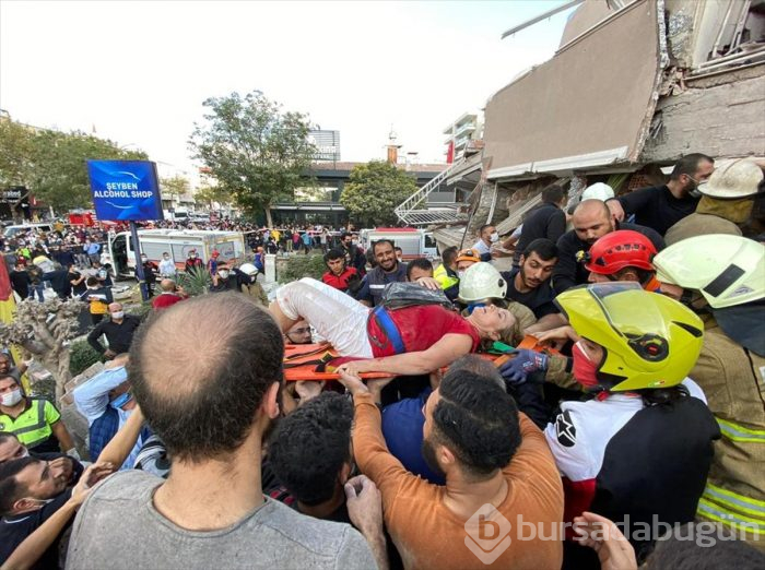İzmir'deki 6.6'lık depremden kareler