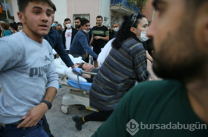 İzmir'deki 6.6'lık depremden kareler