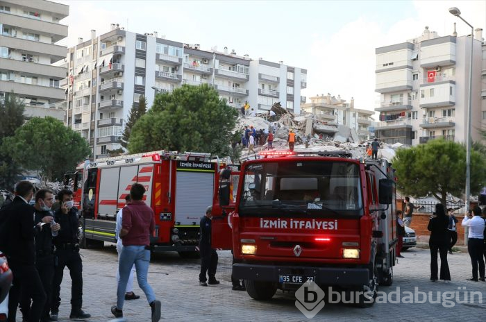 İzmir'deki 6.6'lık depremden kareler