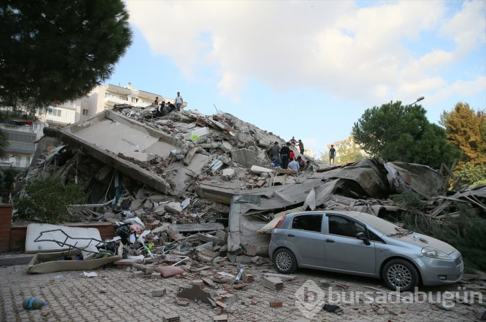 İzmir'deki 6.6'lık depremden kareler
