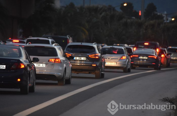 İzmir'deki 6.6'lık depremden kareler