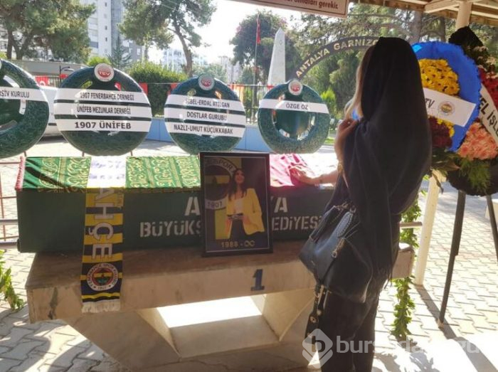 Fenerbahçe TV sunucusu Dilay Kemer'e veda