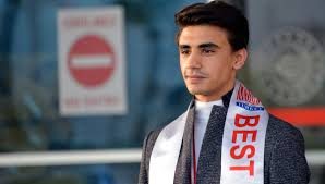 15 yaşındaki 33. Best Model Türkiye yarışmasının birincisi çok konuşuldu...