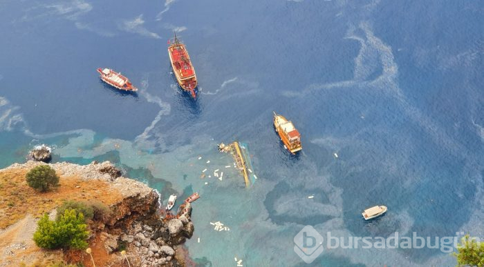 Antalya'da turist teknesi alabora oldu