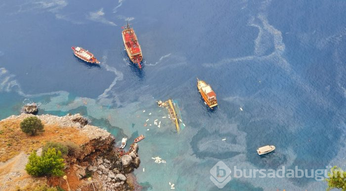 Antalya'da turist teknesi alabora oldu
