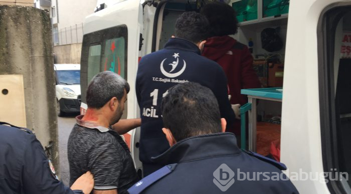 Bursa Adliyesi'nde bıçaklı kavga: 4 yaralı 