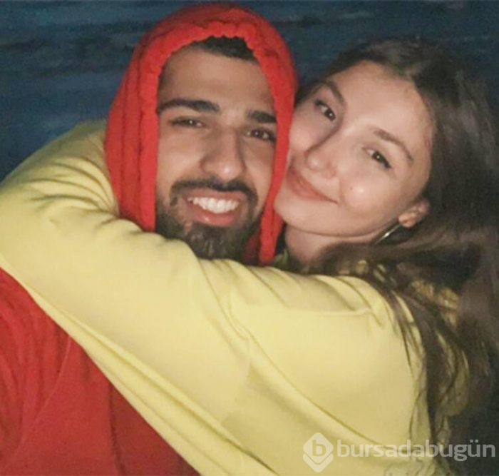 İlayda Akdoğan'dan romantik kutlama!