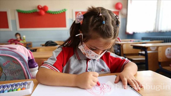 Prof. Dr. Elif Dağlı: Okullar açıldı, çocuk koronavirüs hastaları arttı