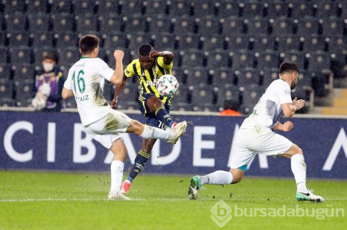 Fenerbahçe soyunma odasında neler yaşandı? Emre Belözoğlu, Erol Bulut...