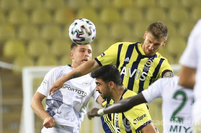 Fenerbahçe soyunma odasında neler yaşandı? Emre Belözoğlu, Erol Bulut...