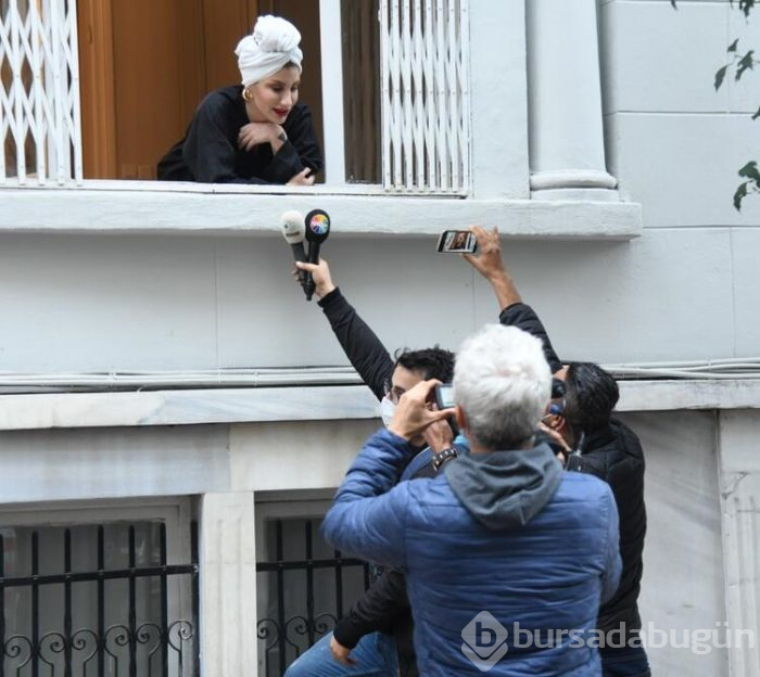İrem Derici ile camdan röportaj!
