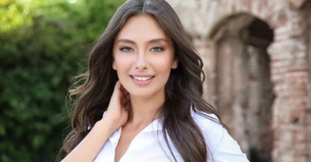 Neslihan Atagül'den hayranlarına sevindirici haber... Yurtdışına açılıyor!