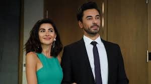 Sürpriz aşk! Nesrin Cavadzade ile Gökhan Alkan aşk yaşıyor....