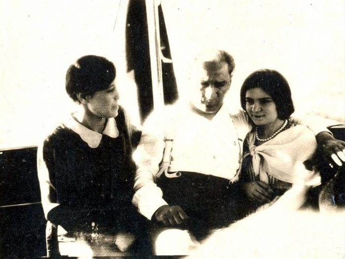Arşivlerden çıkan çok özel Atatürk fotoğrafları