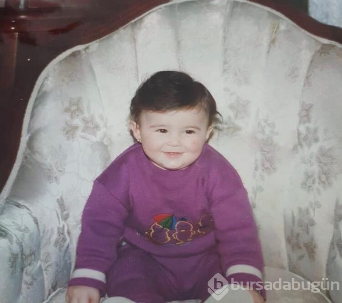 Ünlülerin bu hallerini hiç görmediniz! İşte ünlü isimlerin çocuklukları...