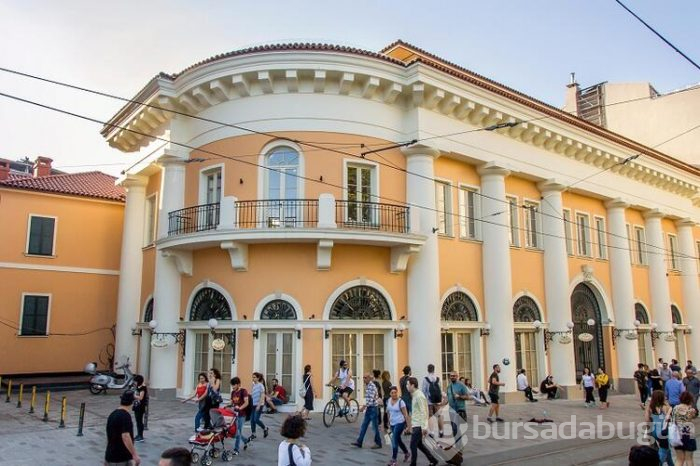 Birçok ünlü isim burada oturuyor İstanbul'un hikayelere konu olan adresi! 
