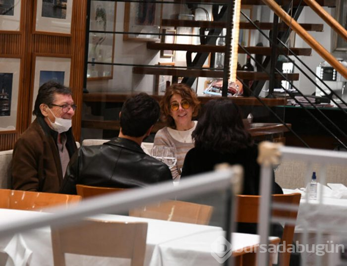 Nesrin Cavadzade, Gökhan Alkan'ı ailesiyle tanıştırdı