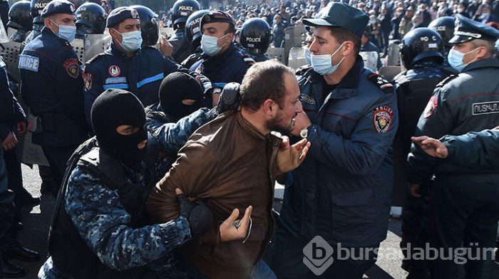 Azerbaycan'ın zaferinin ardından Erivan'da sular durulmuyor... 