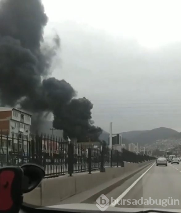 Bursa'da şehir merkezinde yangın!