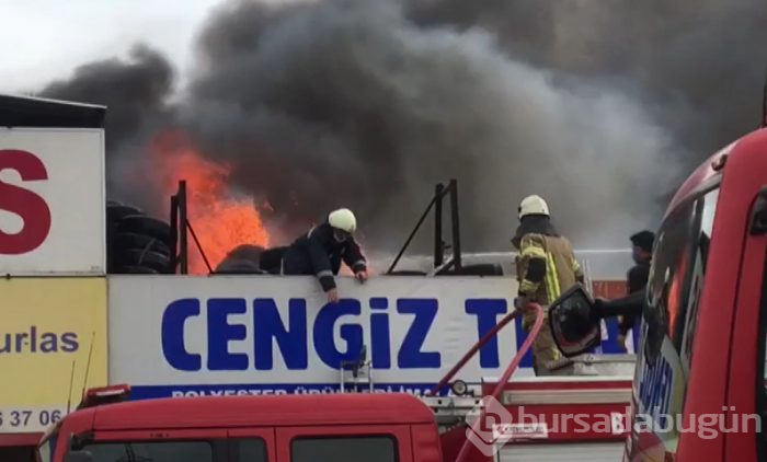 Bursa'da şehir merkezinde yangın!