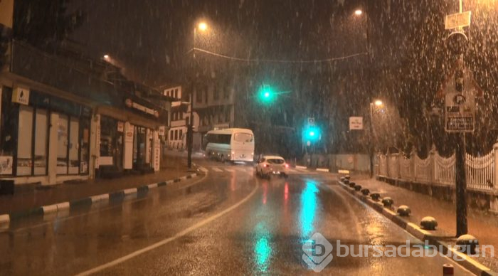 Bursa'da kar yağışı 