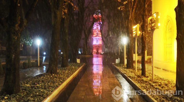 Bursa'da kar yağışı 