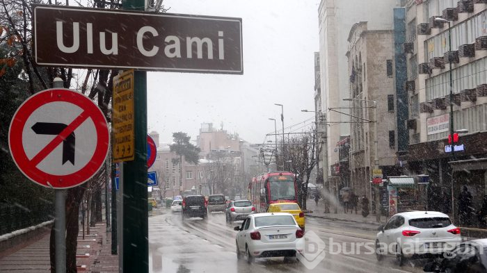 Bursa'da kar yağışı 