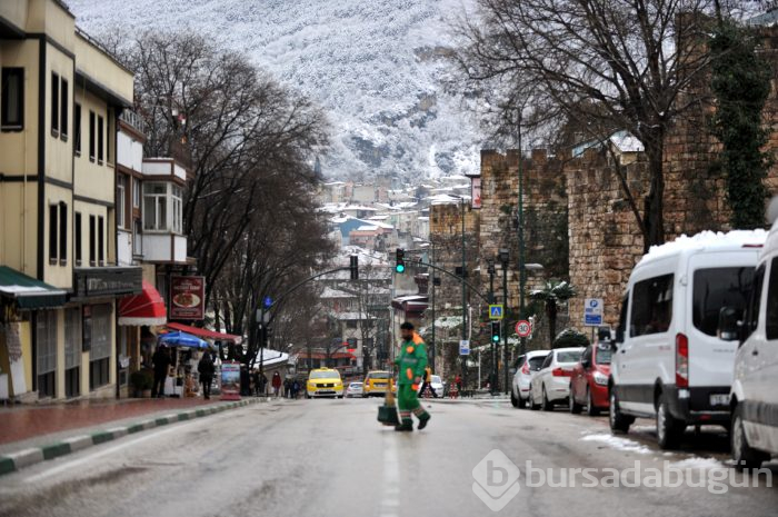 Bursa'da kar yağışı 