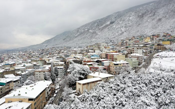 Bursa'da kar yağışı 