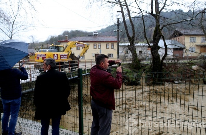 Bursa'da sel alarmı! Dereler taştı