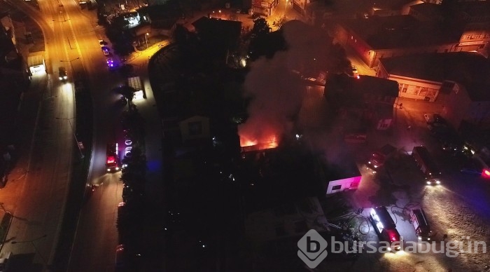 Bursa'da tarihi binada yangın
