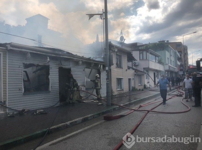 Bursa Yıldırım'da yangın!